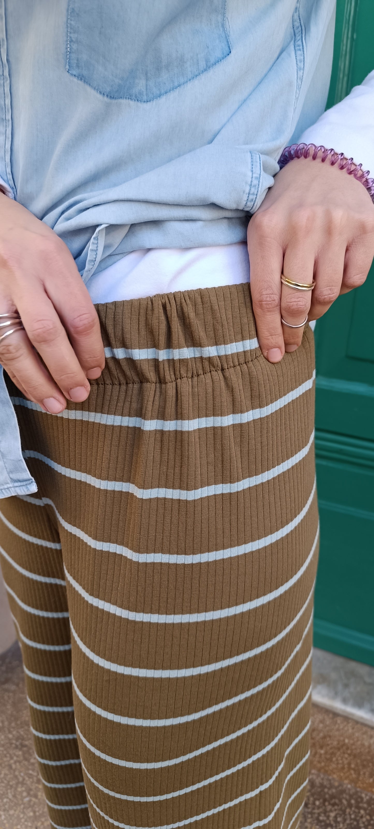 Panta righe verde