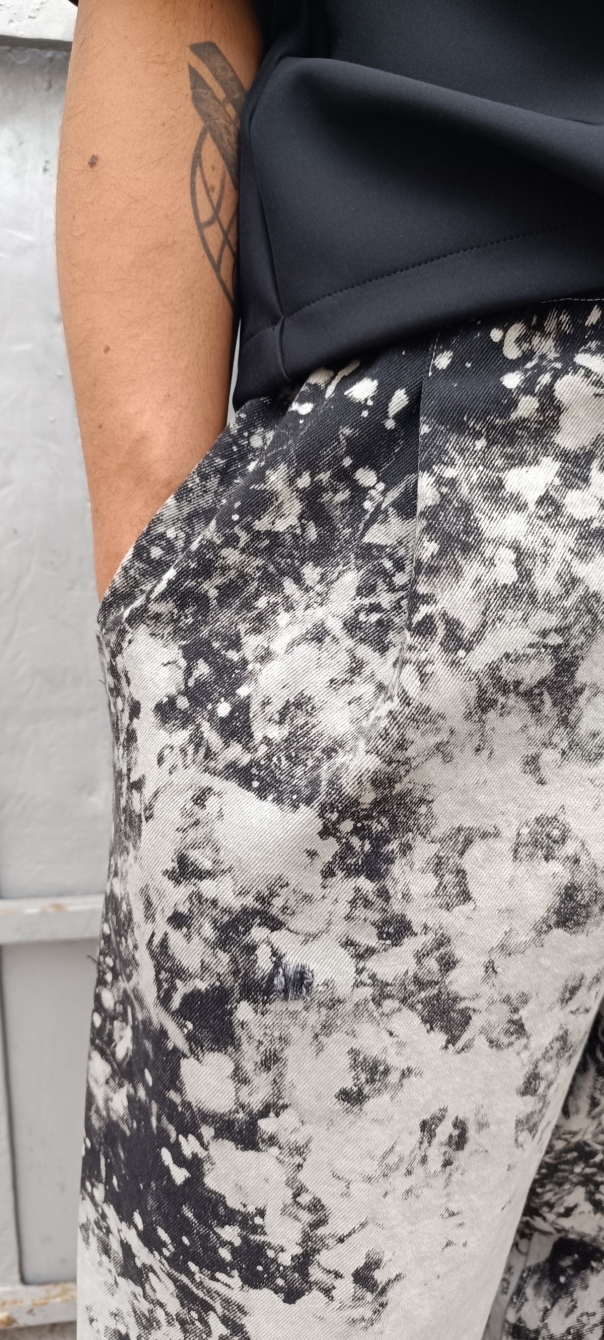 Panta Honolulu bianco nero