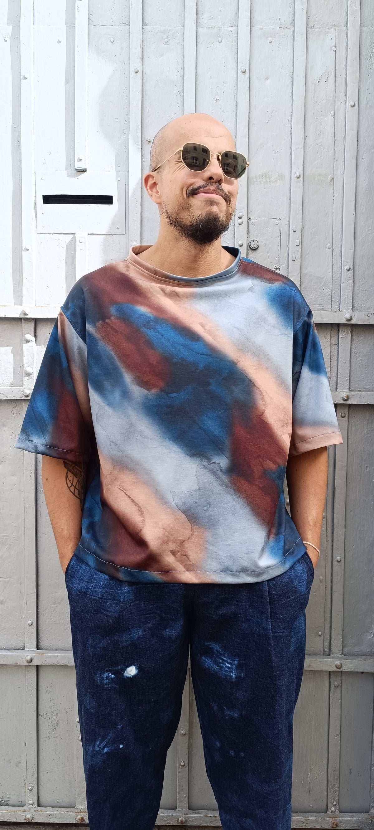 T-shirt over Multicolor